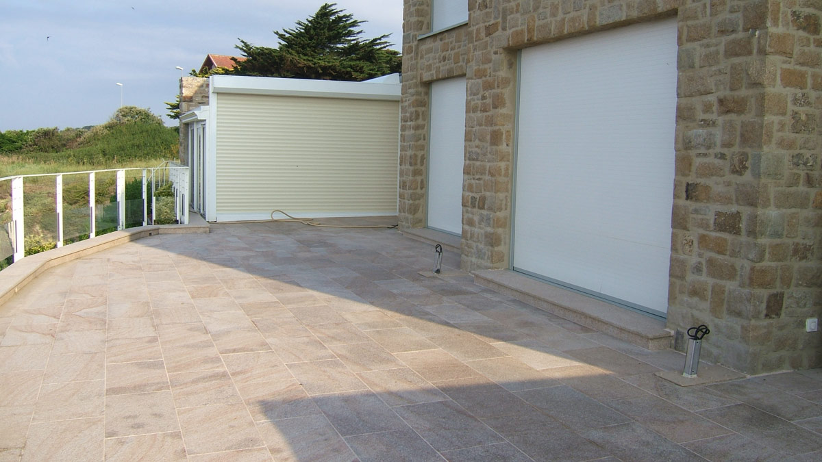 Terrasse dallage pave beton La Baule Guerande Saint Nazaire