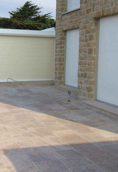 Terrasse dallage pave beton La Baule Guerande Saint Nazaire